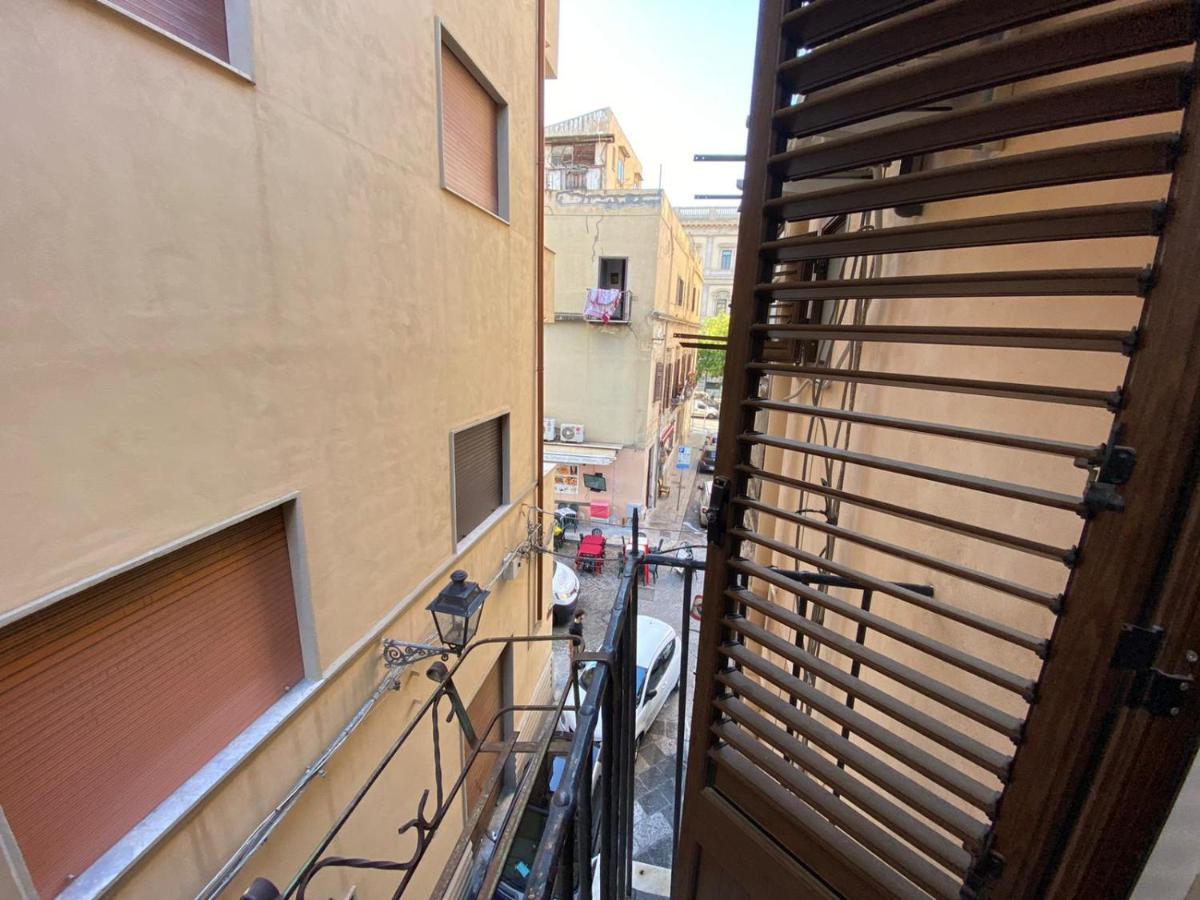 Tanto Di Cappello Home Palermo Exteriör bild