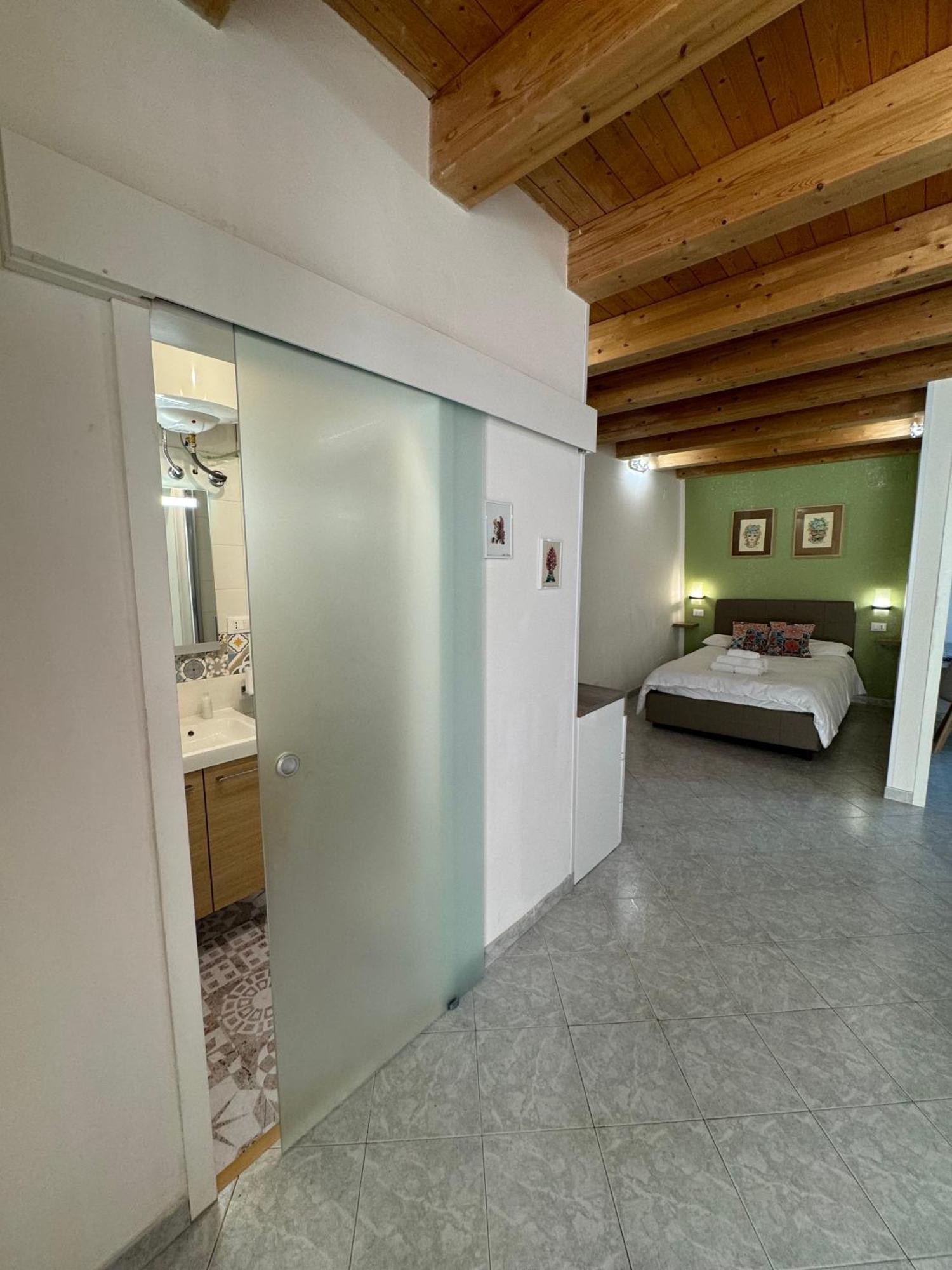 Tanto Di Cappello Home Palermo Exteriör bild